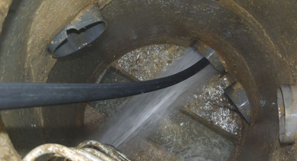 Débouchage haute pression des canalisations dans les Hautes Pyrénées